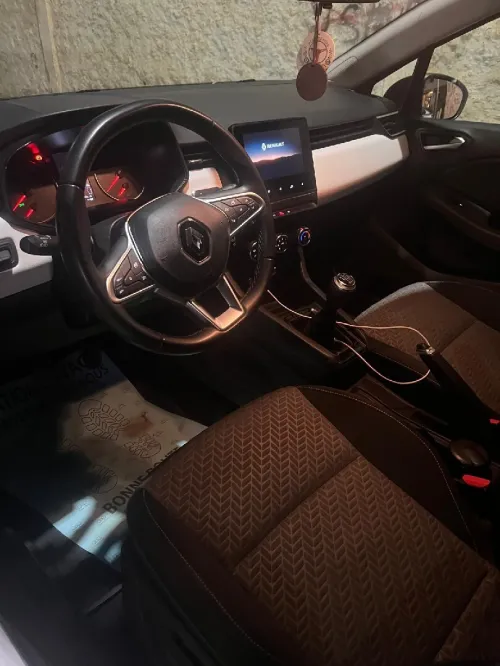 Renault Clio 5  2023 Evolution