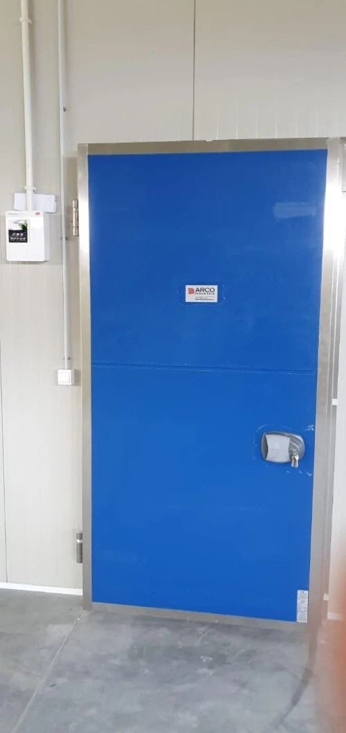 Porte frigorifique, chambre froide 