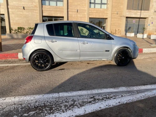 Renault Clio 3 2006 Initial