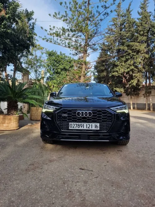 Audi Q3 2021 Ambition