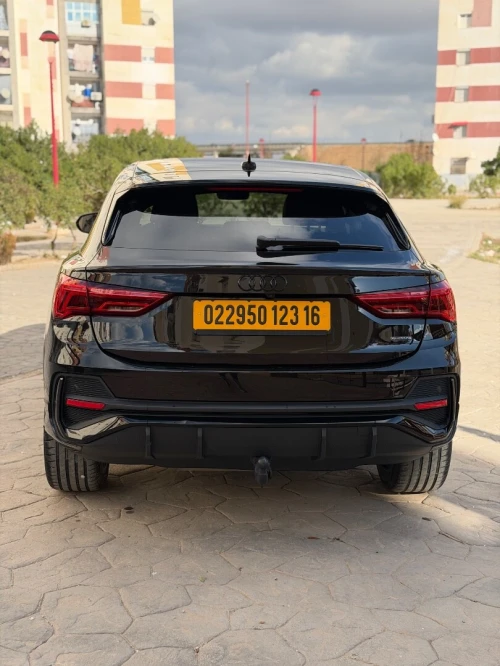 Audi Q3 2023 Sline