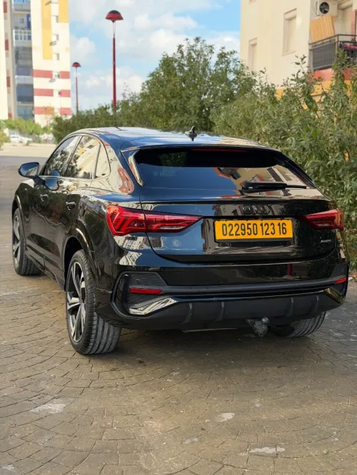 Audi Q3 2023 Sline