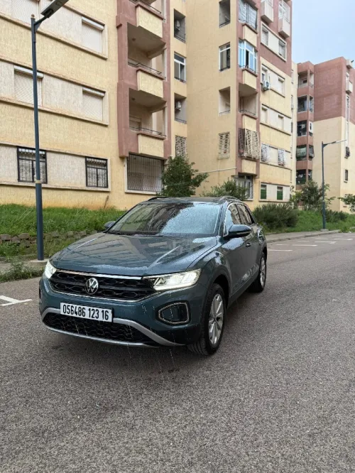 Volkswagen T-Roc 2023 