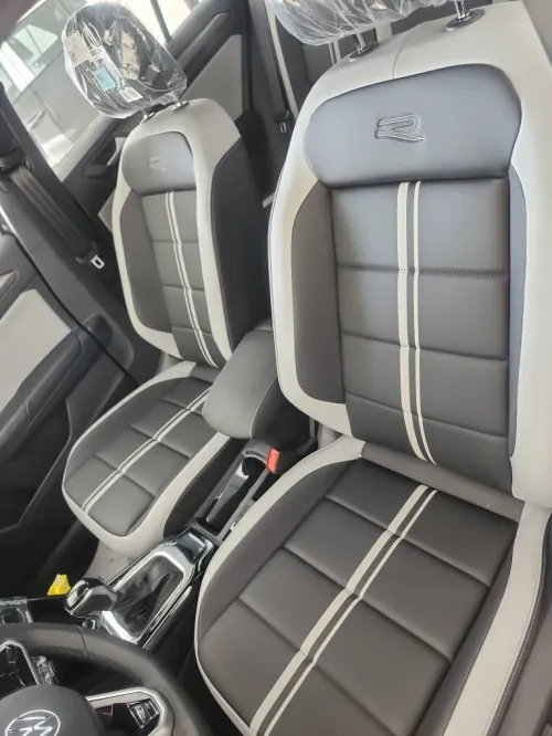 Volkswagen T-Roc 2025 R-Line 