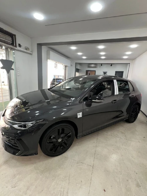 Volkswagen Golf 8.5 2026 Full option kit black