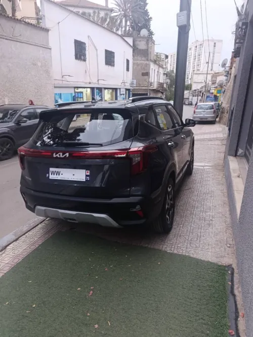 Kia Seltos 2025 Premium