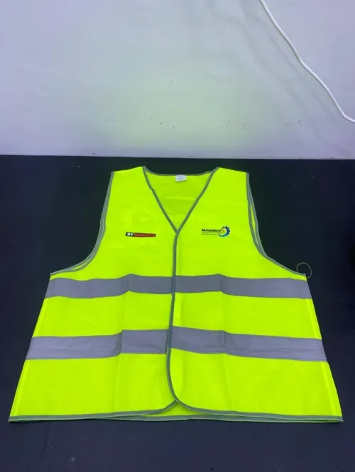 Flocage et sérigraphie sur tous supports ( t-shirt , gilet , tablier , polo , casquette .... )
