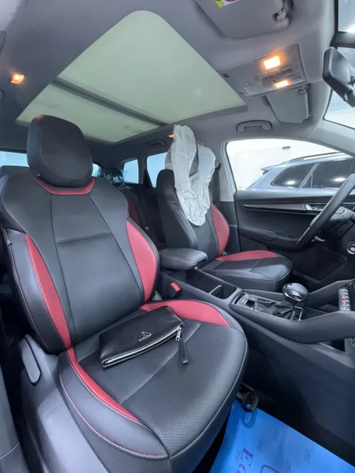 LOCATION DE VOITURE DE LUX