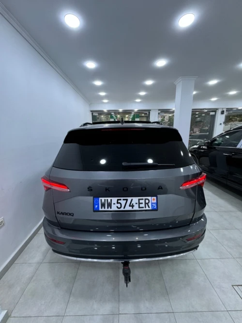 LOCATION DE VOITURE