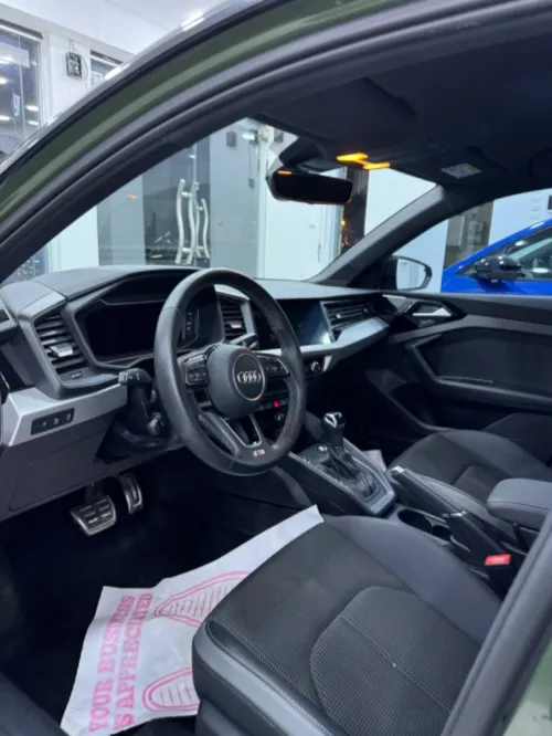 LOCATION DE VOITURE