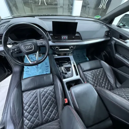 LOCATION DE VOITURE