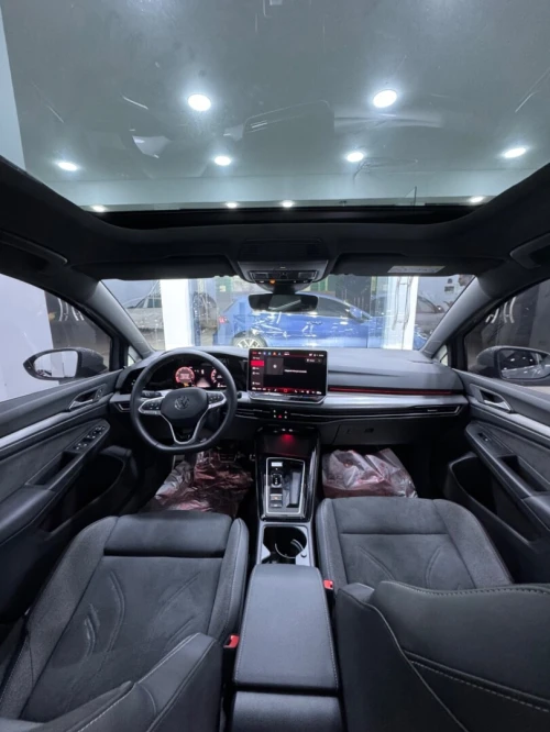 LOCATION DE VOITURE