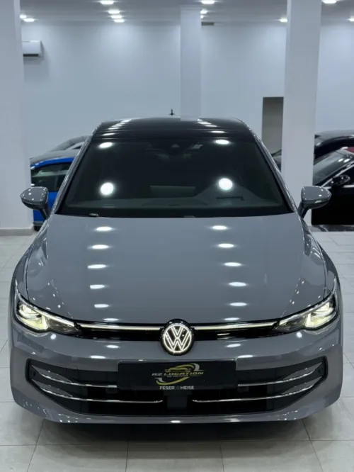 LOCATION DE VOITURE