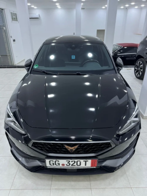 LOCATION DE VOITURE
