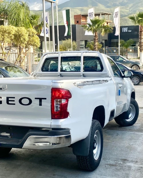 Peugeot Landtrek 2022 