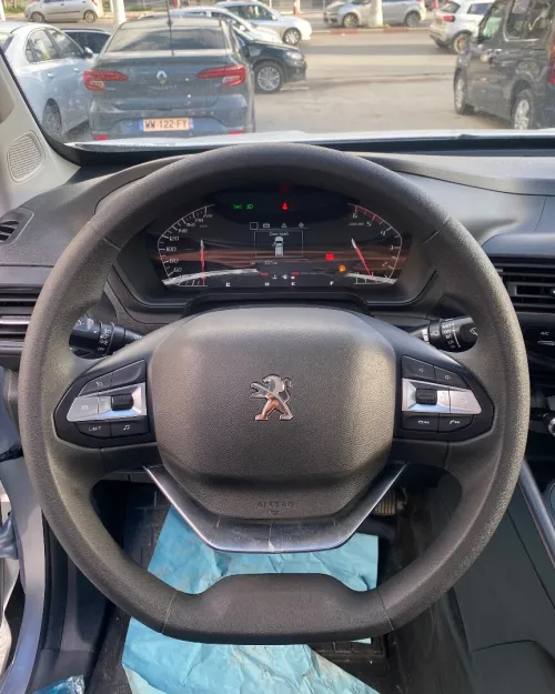 Peugeot Landtrek 2022 
