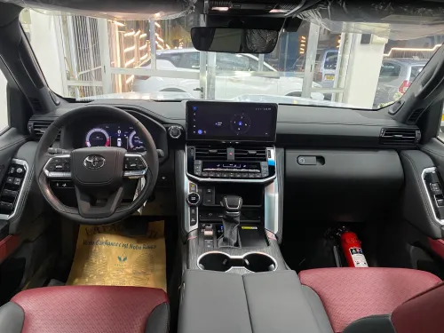 Toyota Land Cruiser  2025 VXR