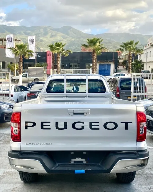 Peugeot Landtrek 2022 
