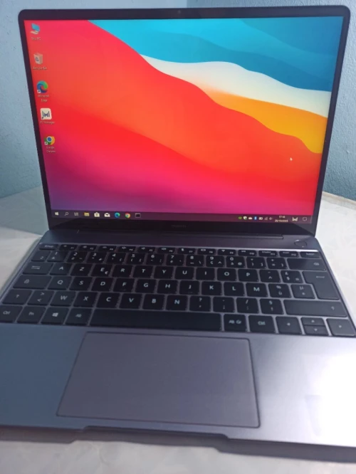 HUAWEI Matebook 13