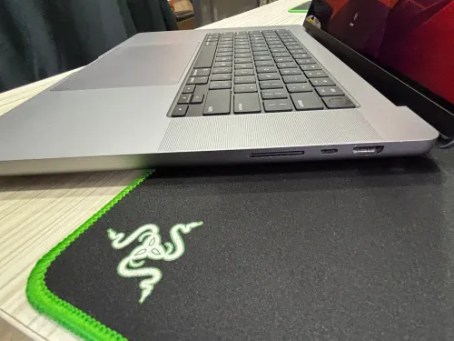 Affaire -Mac Book Pro M1 16 Pouces