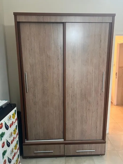Ensemble canapé et armoire
