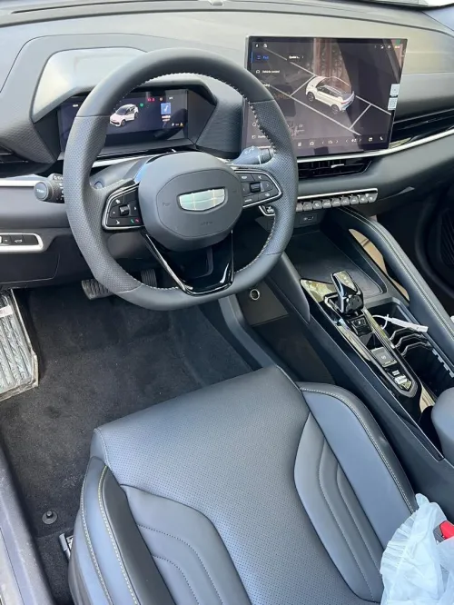 Geely Coolray 2025 Full options