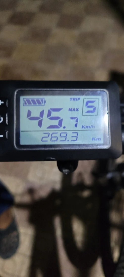 Scrapper Vélo électrique 2025