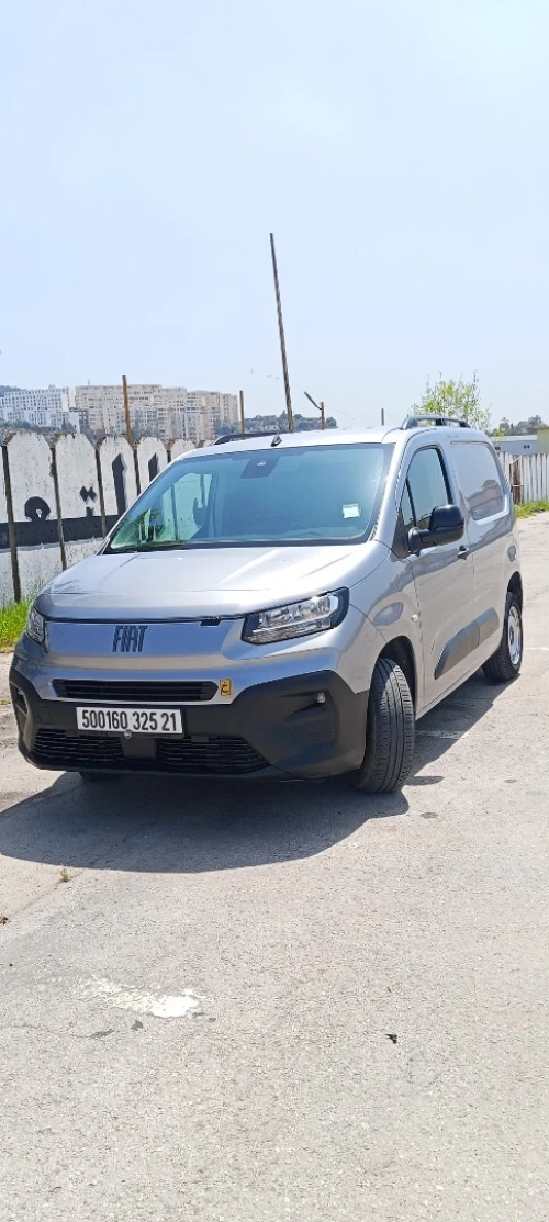 Fiat Doblo 2025 Tola