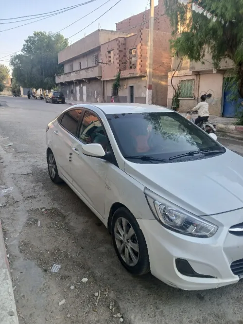 Hyundai Accent RB  4 portes 2018 Accent RB  4 portes