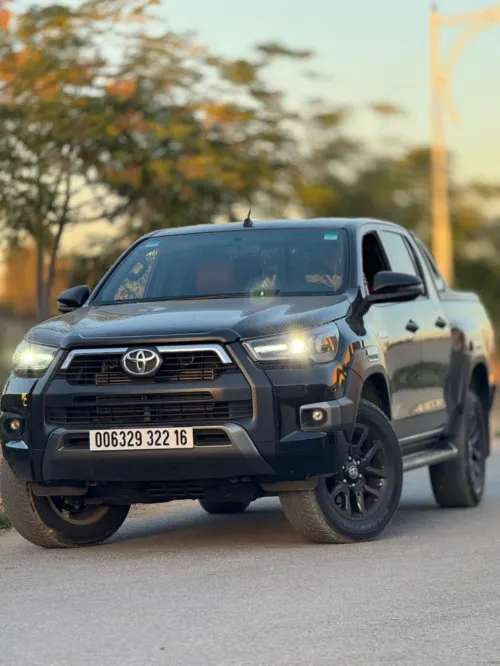 Toyota Hilux 2022 LEGEND DC 4x4 Pack Luxe