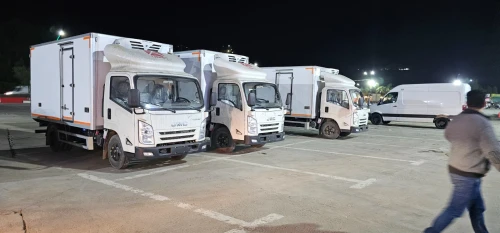 Transport frigo نقل المثلجات و المجمدات glaces et produits surgelé  