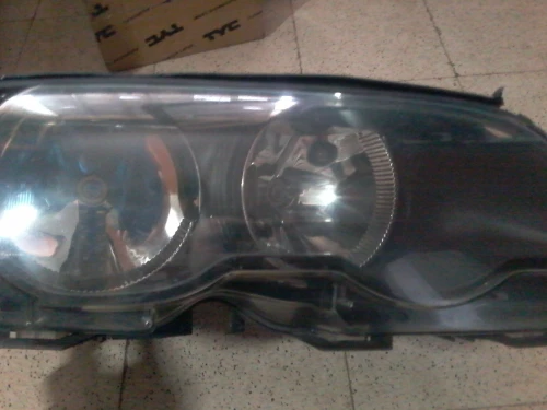 lot de piéces  BMW série 3 2000 (E46) مانيش حانوت :)