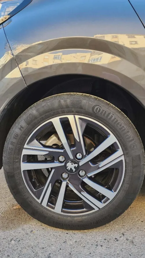 Peugeot 208 2022 Allure Facelift