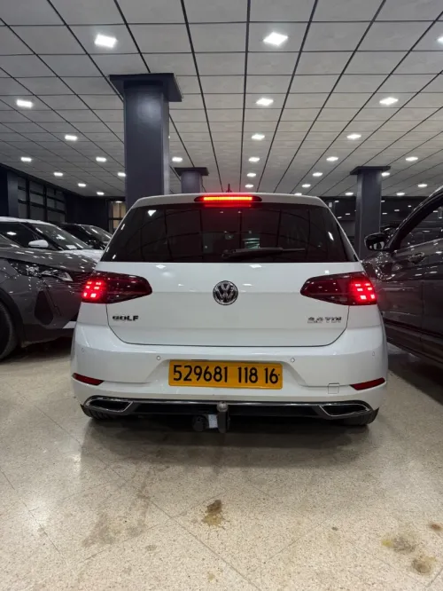 Volkswagen Golf 7 2018 Carat