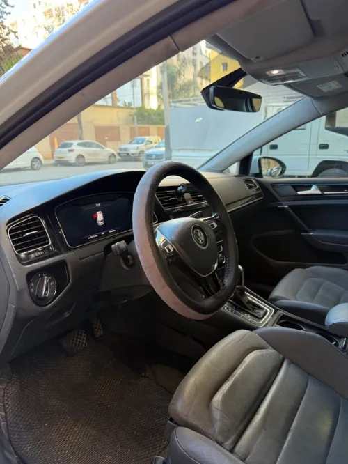 Volkswagen Golf 7 2018 Carat