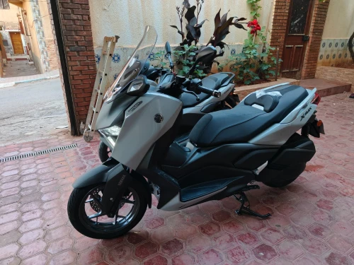 Yamaha X Max N Max 2025