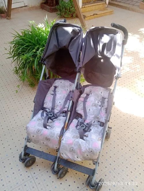 Pousette jumeaux 
