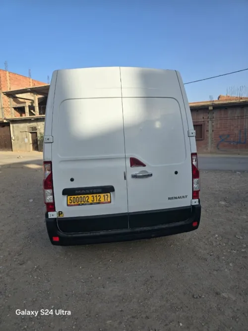 Renault master 2012