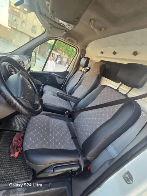 Renault master 2012