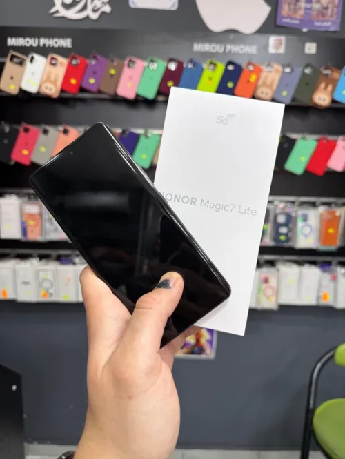 Honor Magic 7 lite 5G 8/256 GB état neuf