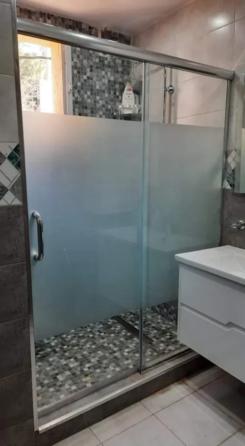Séparation en verre trempé 