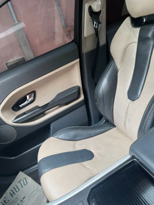 Range Rover Evouqe 2013 Edition black