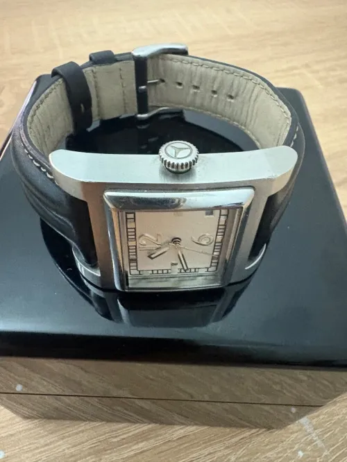 Montre Mercedes Benz originale
