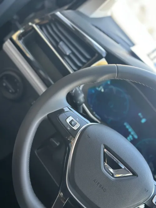 Volkswagen Jetta 2025 vs5