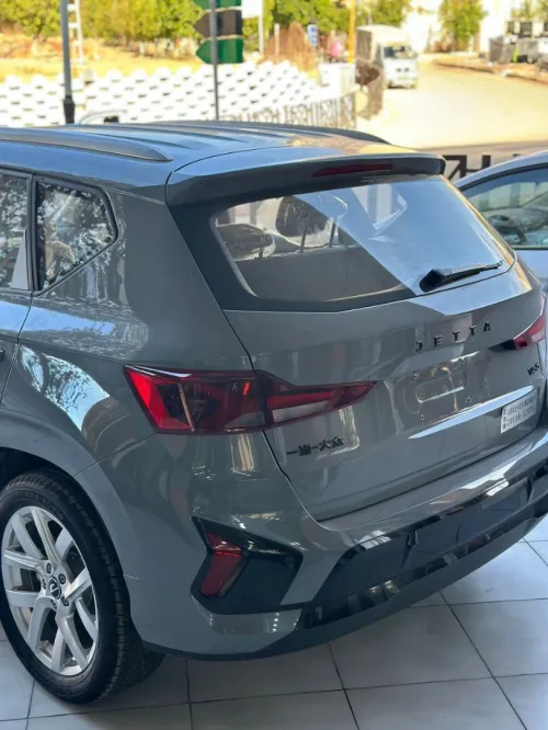 Volkswagen Jetta 2025 vs5
