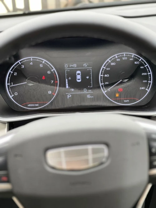 Geely Coolray 2025 