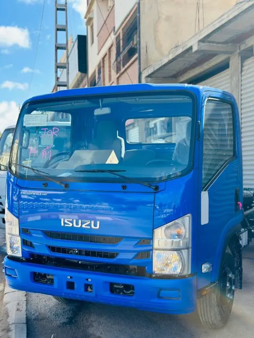 Isuzi Reward-NP 2026
