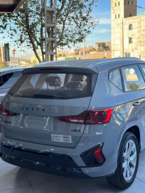 Volkswagen Jetta 2025 vs5