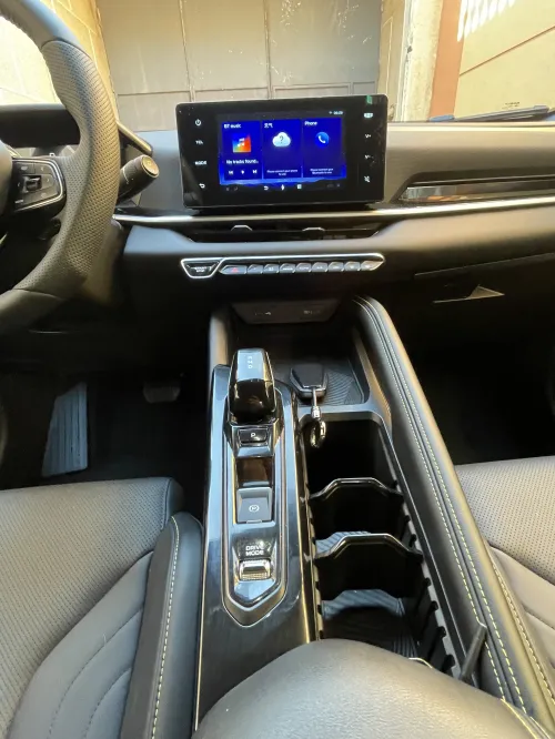 Geely Coolray 2025 
