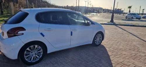 Peugeot 208 2019 Allure Facelift